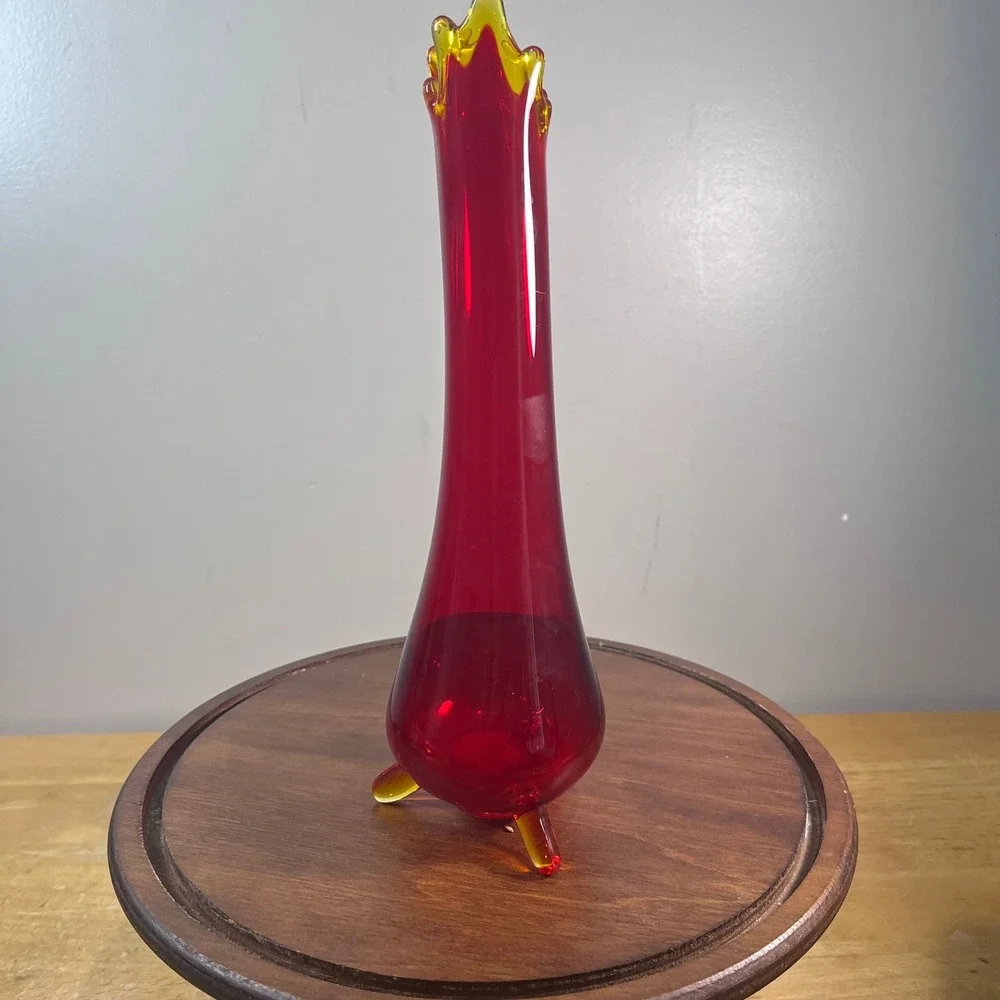Vtg LE Smith 3 Toed Swung Vase Amberina Red Yellow Glass 11.25